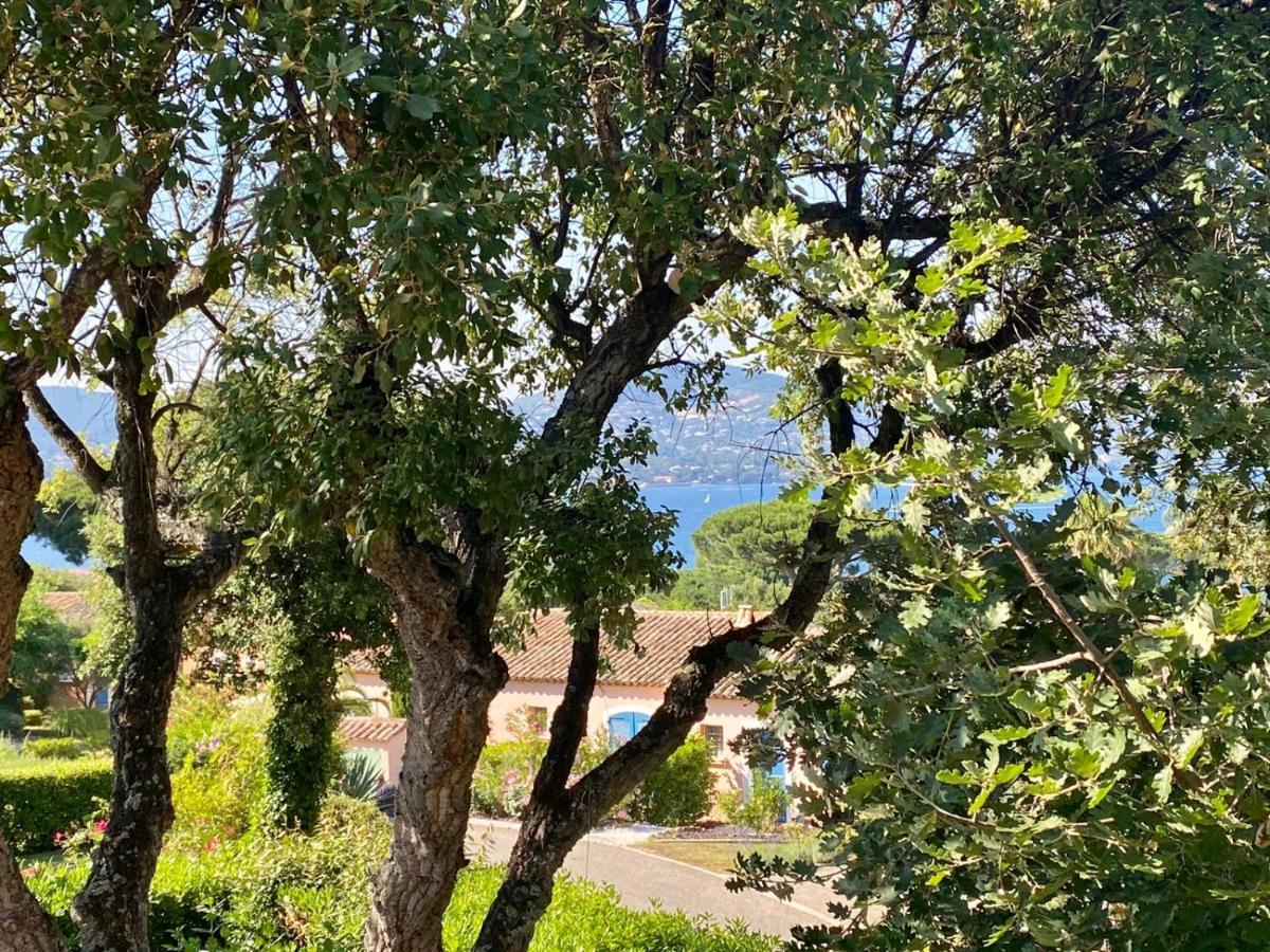 Villa Vue Mer Donnant Sur Le Golfe De St Tropez, 2 Chambres, 6 Pers, Piscine Commune Saint Tropez Exteriér fotografie